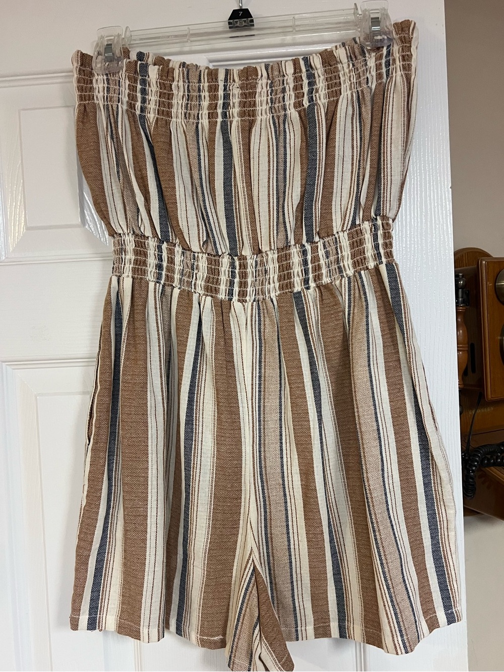 Derek Heart Strapless Striped Romper with Pockets Size M Boho Summer - Picture 7 of 8